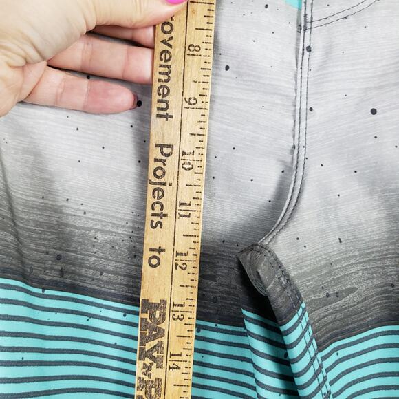 Hurley Men's Size 33 Hybrid Board Shorts Gray Aqua Stripe Beach Vacation Surfer - Picture 6 of 10